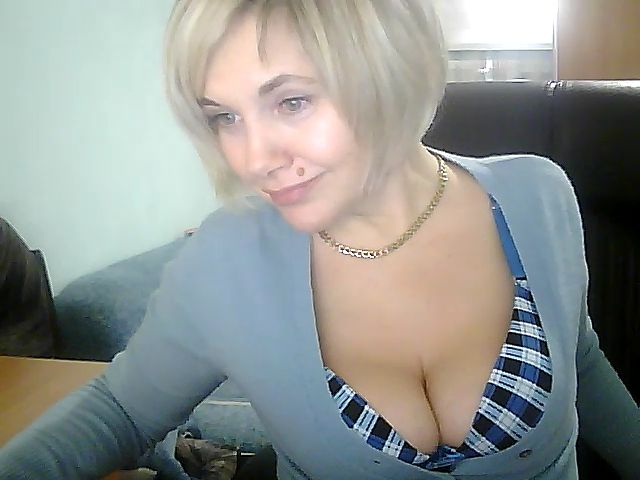 Live sex webcam photo for Vivid_Glance #271376046