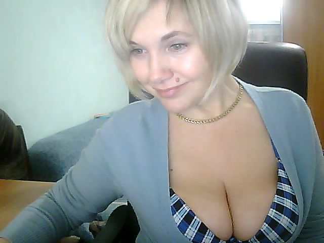 Live sex webcam photo for Vivid_Glance #271376184