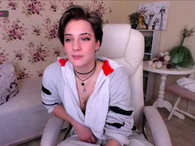 Live sex webcam photo for HottiDevil #271360994