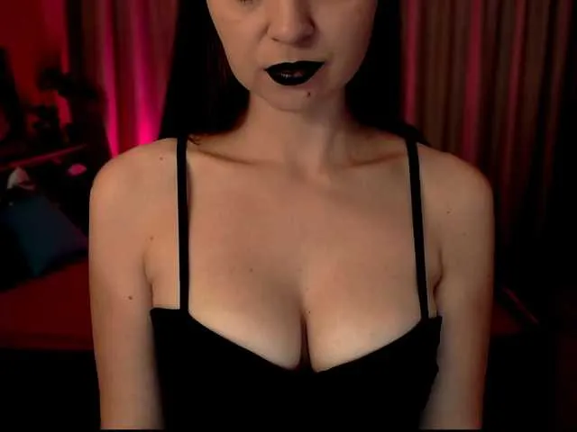 Live sex webcam photo for LissaJonson #271372596