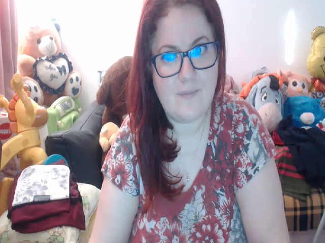 Live sex webcam photo for Hornyrihana89 #271369310