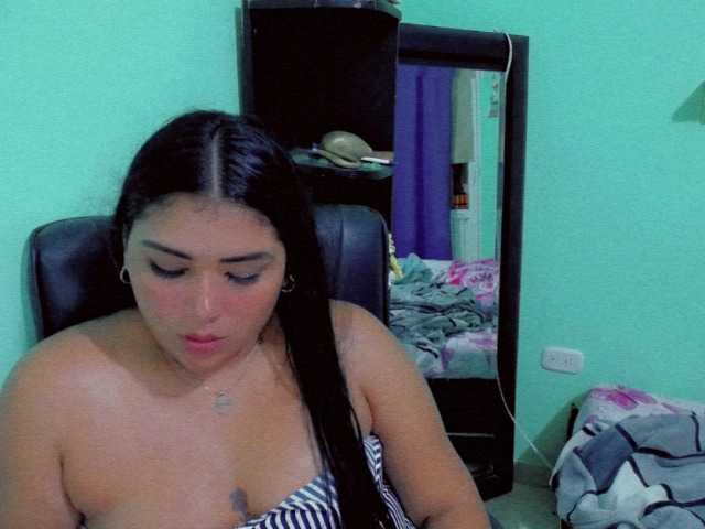 Live sex webcam photo for ateneagoddes #271362202