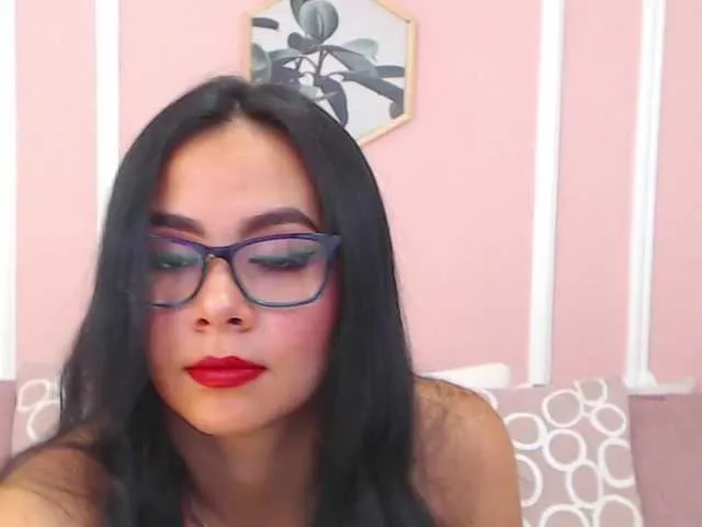 Live sex webcam photo for MelanyRay #271365428