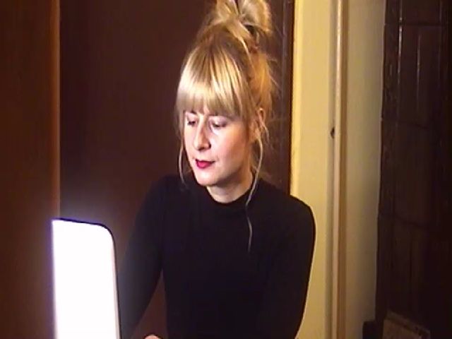 Live sex webcam photo for ZisBack_ #271370538