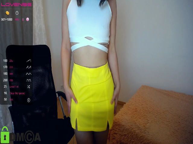 Live sex webcam photo for AuroraFrench #271370050