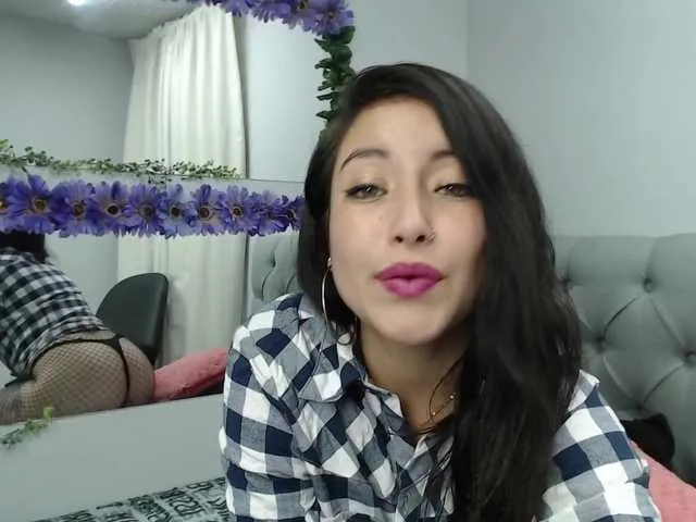 Live sex webcam photo for Ginger-lee #271372836