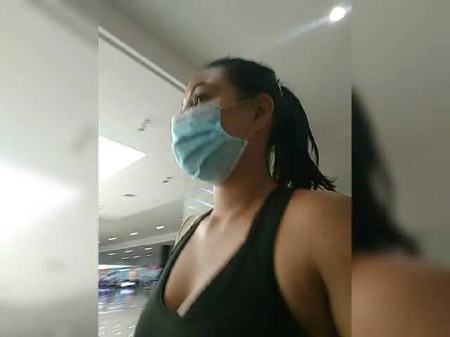 Live sex webcam photo for AlessRinaldi #271372307