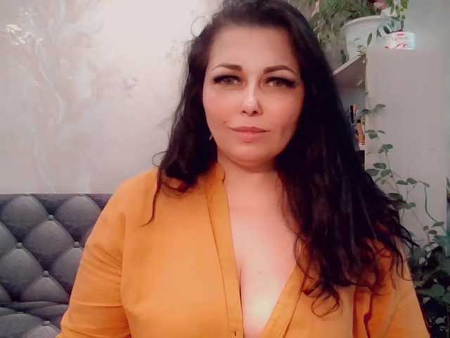 Live sex webcam photo for RealWorker #271364566