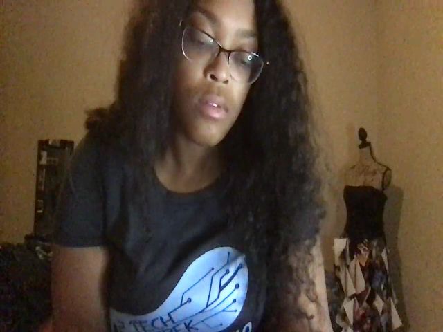 Live sex webcam photo for LoverGirl4200 #271362846