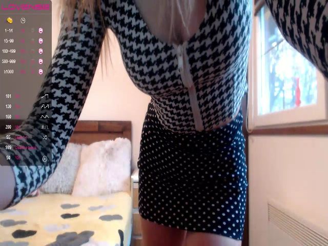 Live sex webcam photo for Sweet4you_ #271368333
