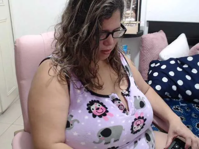 Live sex webcam photo for ElissaHot #271368284