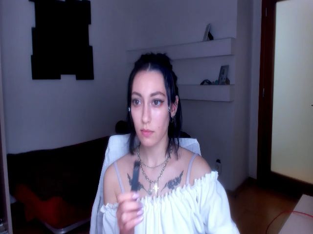 Live sex webcam photo for JaneKravis #271375289