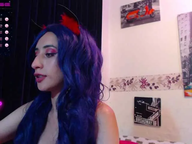 Live sex webcam photo for valeriemase #271385061