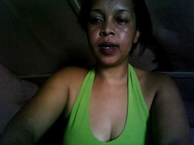 Live sex webcam photo for big-ass-sexy #271384754