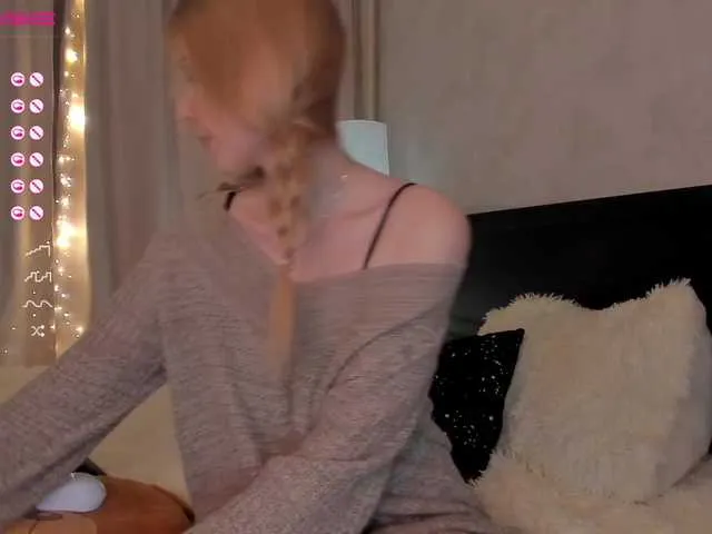 Live sex webcam photo for LesyaPrincess #271388166