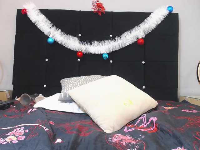 Live sex webcam photo for Melani-Dream #271381243