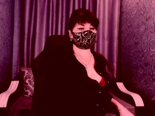 Live sex webcam photo for Infinitely2 #271377258