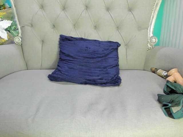 Live sex webcam photo for Pao- #271380795