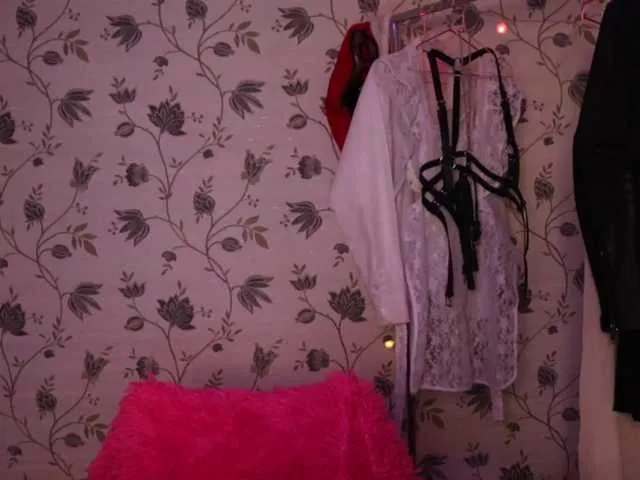 Live sex webcam photo for Mona-Liza #271377412