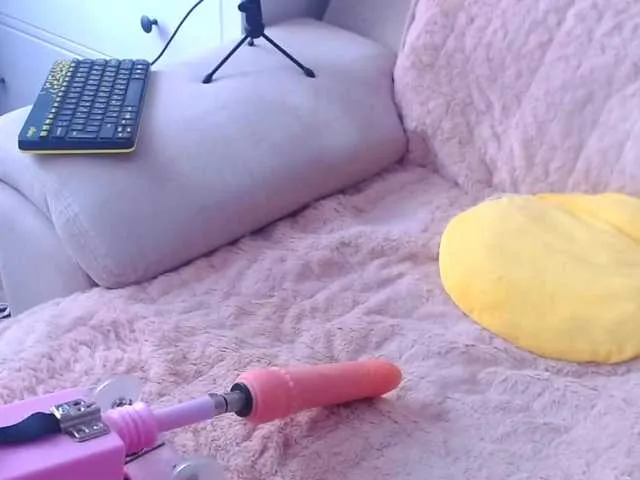 Live sex webcam photo for Sunny-Rose #271380541