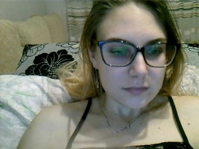 Live sex webcam photo for Blondik8889 #271389483