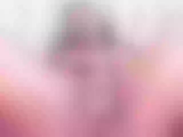 Live sex webcam photo for sexshantel #287999551