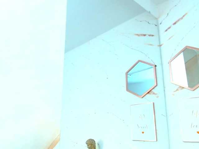 Live sex webcam photo for kalyenew #271384997