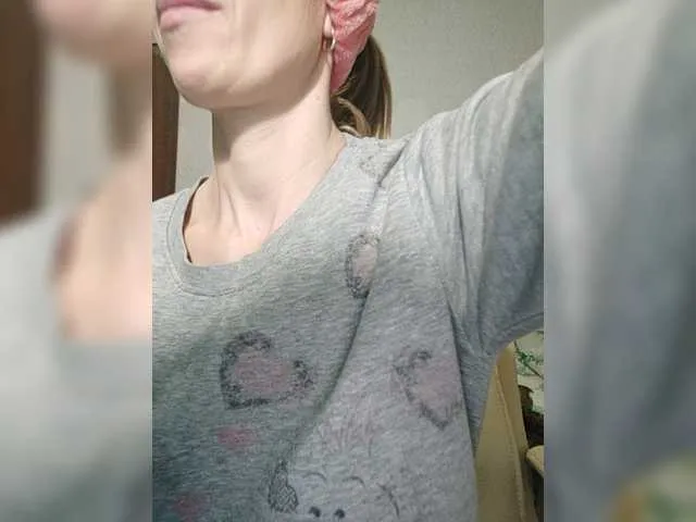 Live sex webcam photo for Brain5explo #271389485