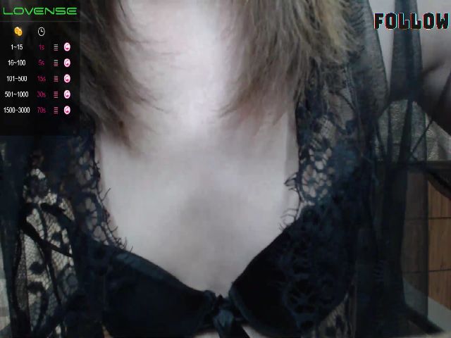 Live sex webcam photo for Laura_Blan #271385433