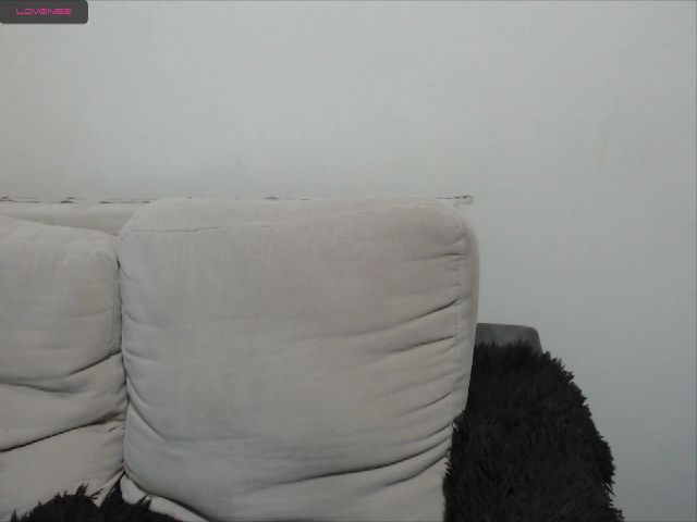 Live sex webcam photo for Alexbibi #271385341