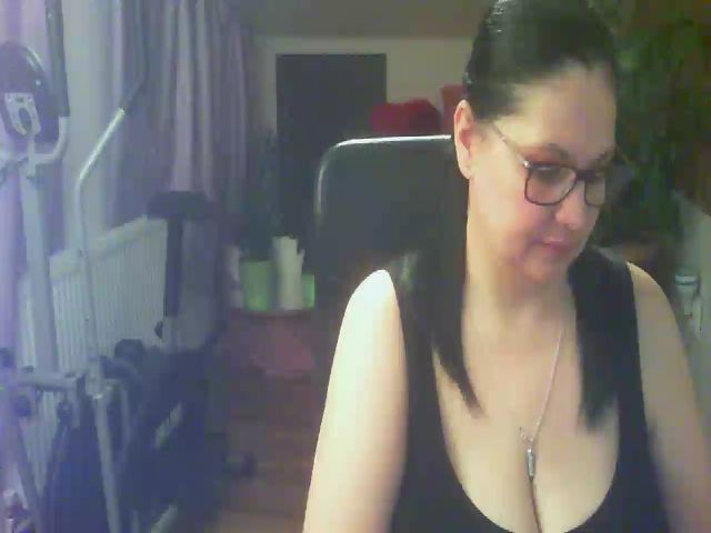 Live sex webcam photo for boosty4you #271387386