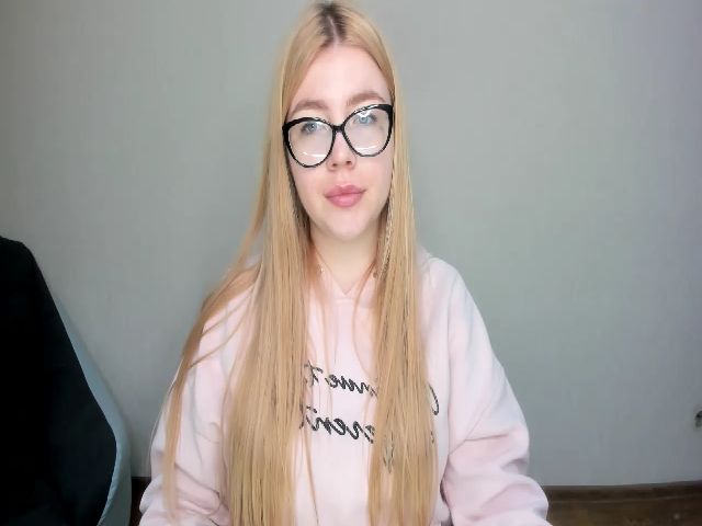 Live sex webcam photo for milafix #271386467