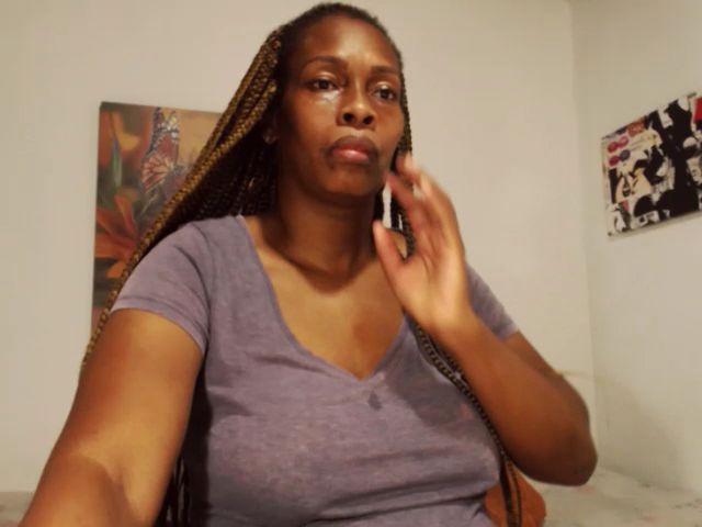 Live sex webcam photo for zoenaomi #271379059