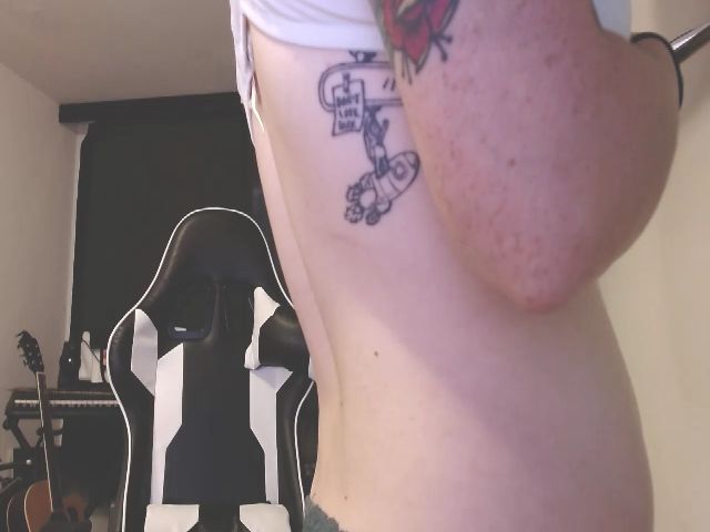 Live sex webcam photo for Arya_stark_ #271392156