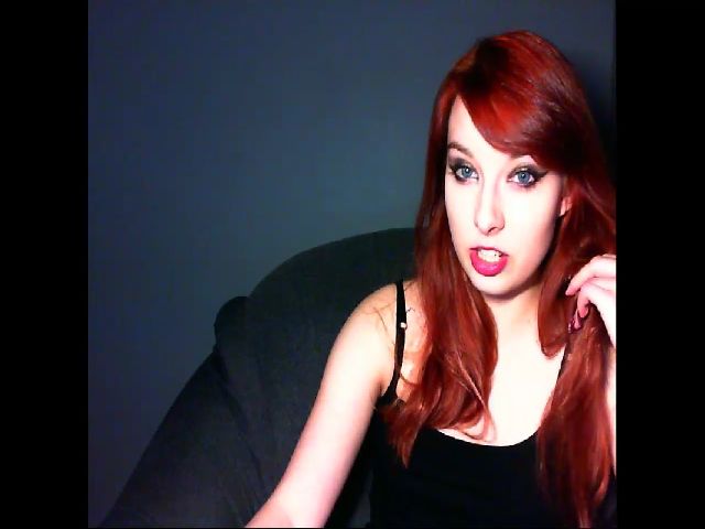 Live sex webcam photo for VirginLuna18 #271386292