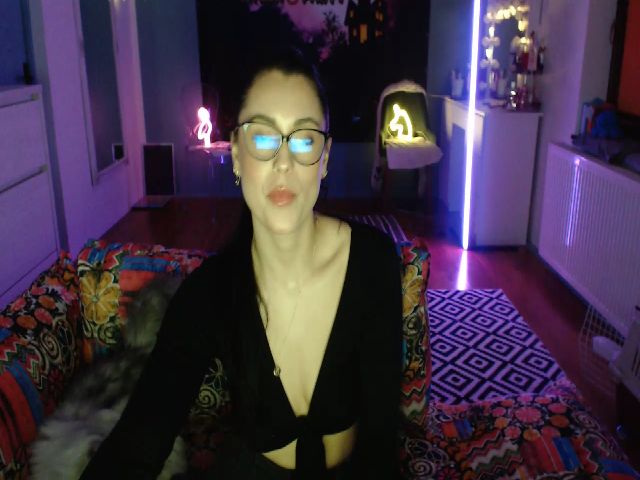 Live sex webcam photo for Conny___ #271378668