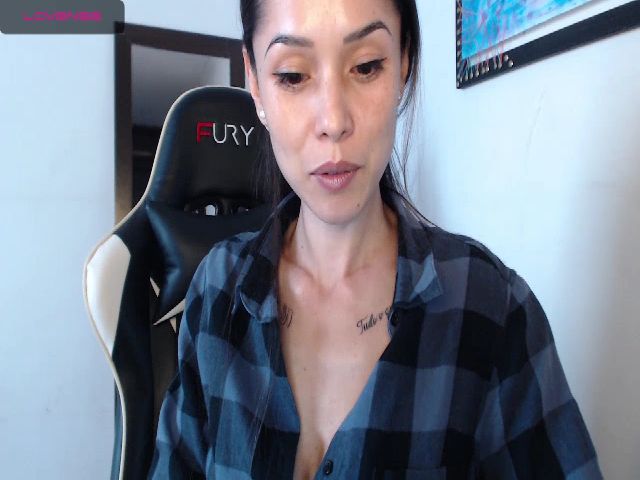 Live sex webcam photo for Pirate_RIA #271390635