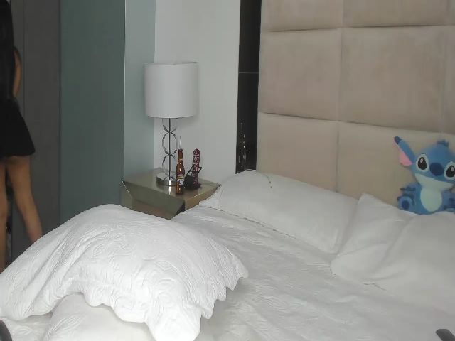 Live sex webcam photo for Jennyxroberts #271391220