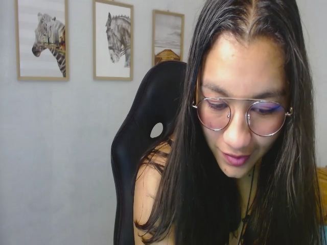 Live sex webcam photo for Valerii_cute #271378813