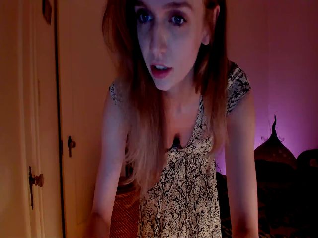 Live sex webcam photo for muffinmoon #271381690