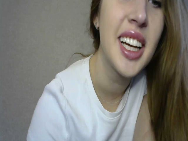 Live sex webcam photo for MarryCox #271382547