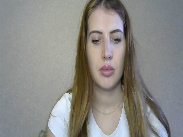Live sex webcam photo for MarryCox #271385522