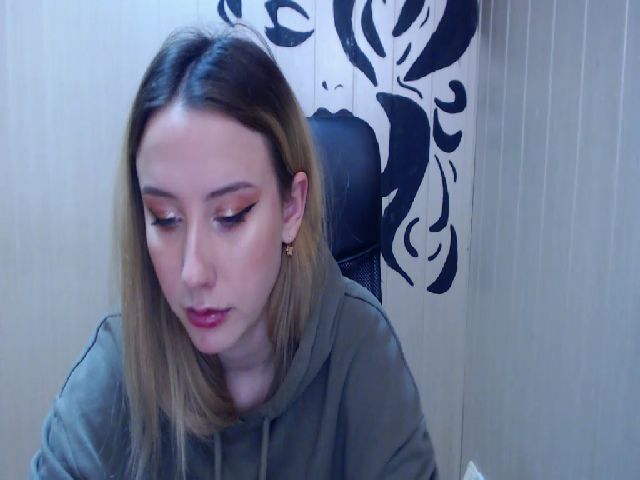 Live sex webcam photo for ModestBlonde #271386186