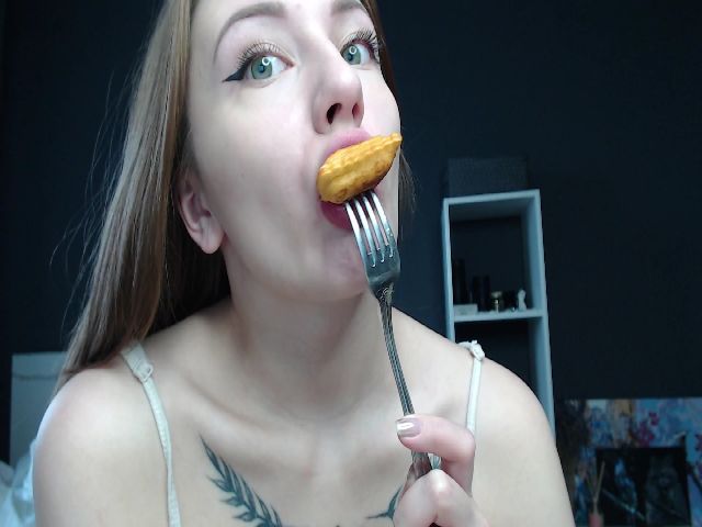 Live sex webcam photo for Netflixi #271382241