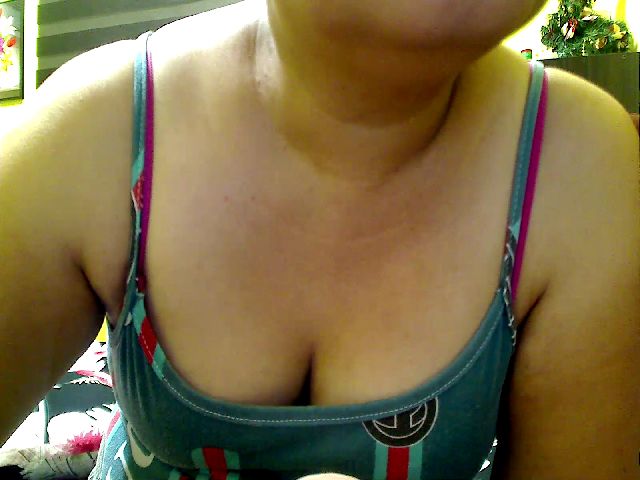 Live sex webcam photo for LiL_Spermaid #271379662