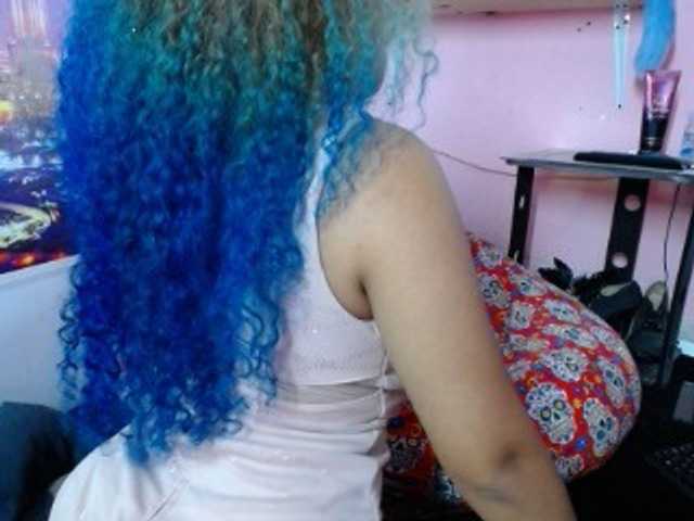 Live sex webcam photo for agataa #271377674