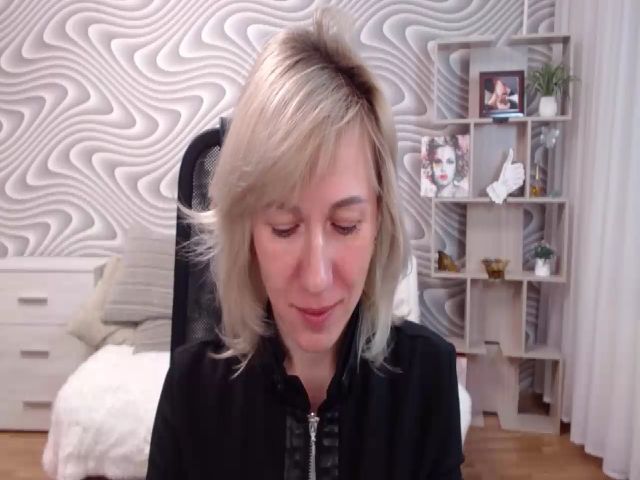 Live sex webcam photo for SvenIsolde #271389612