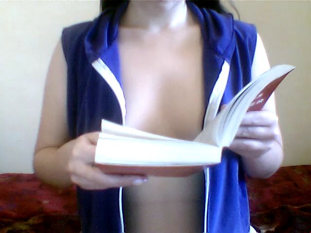Live sex webcam photo for Bloody_Merry_ #271382776