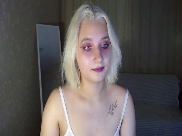 Live sex webcam photo for Star_Laura #271385613