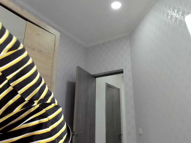 Live sex webcam photo for autumn-frost #271384554